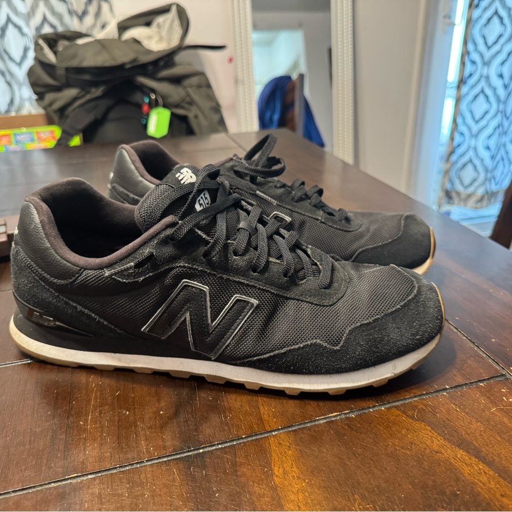 New Balance Black Sneakers Suede Mesh Low-Top